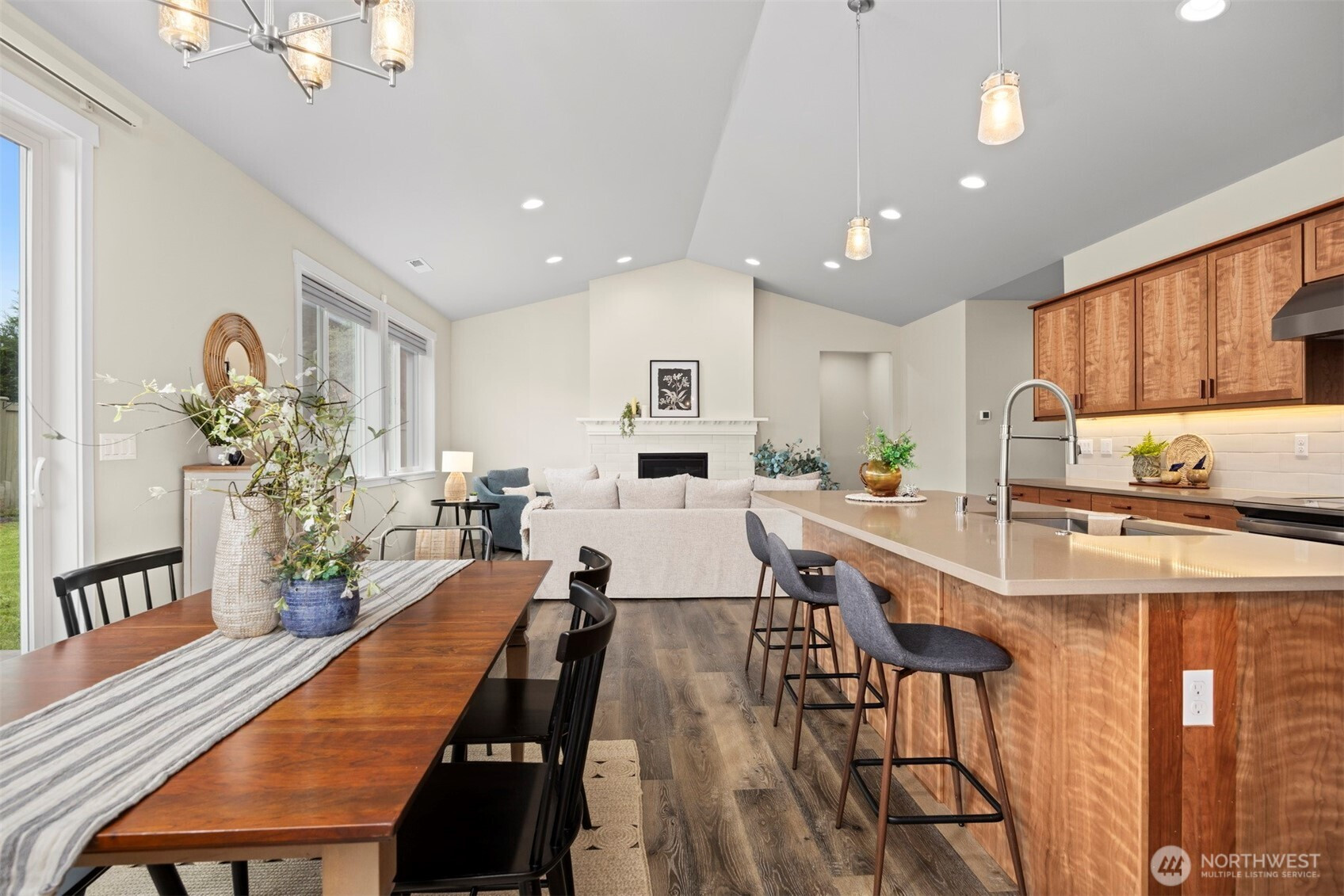 1016 Adams Court, Mount Vernon, WA 98274