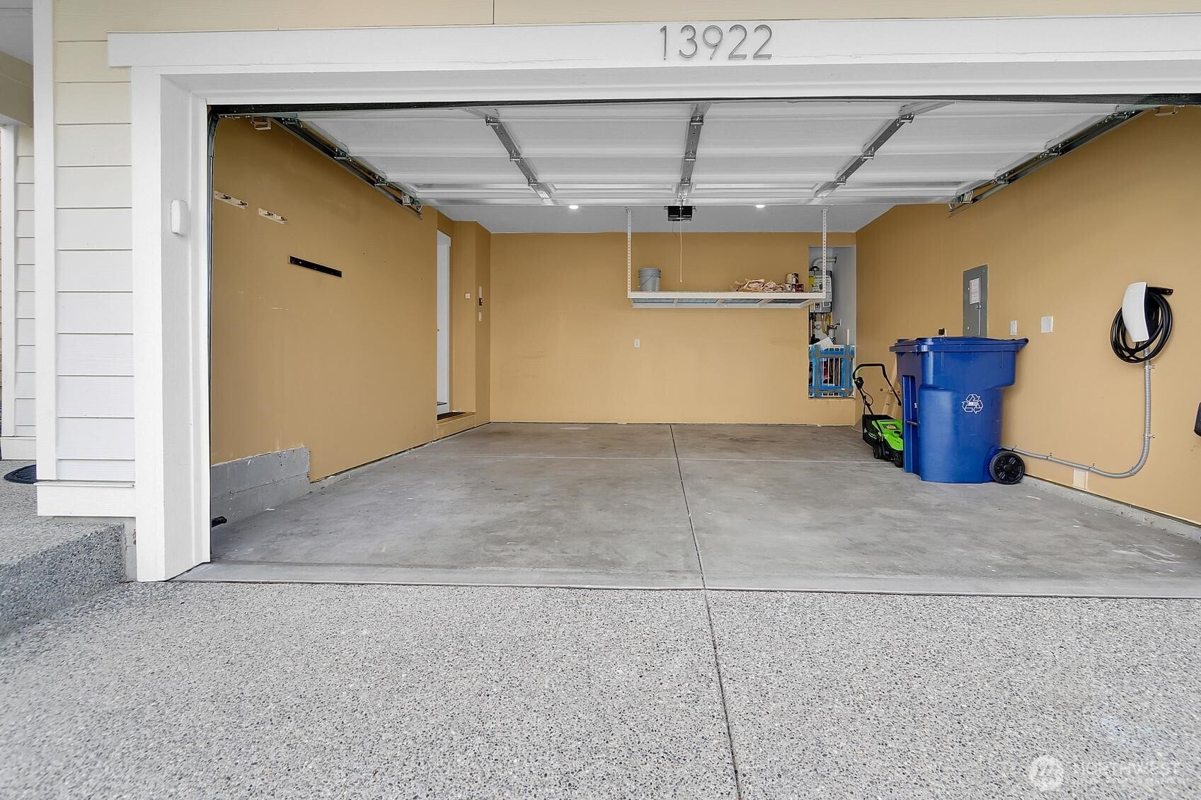 13922 12th Place W, Lynnwood, WA 98087