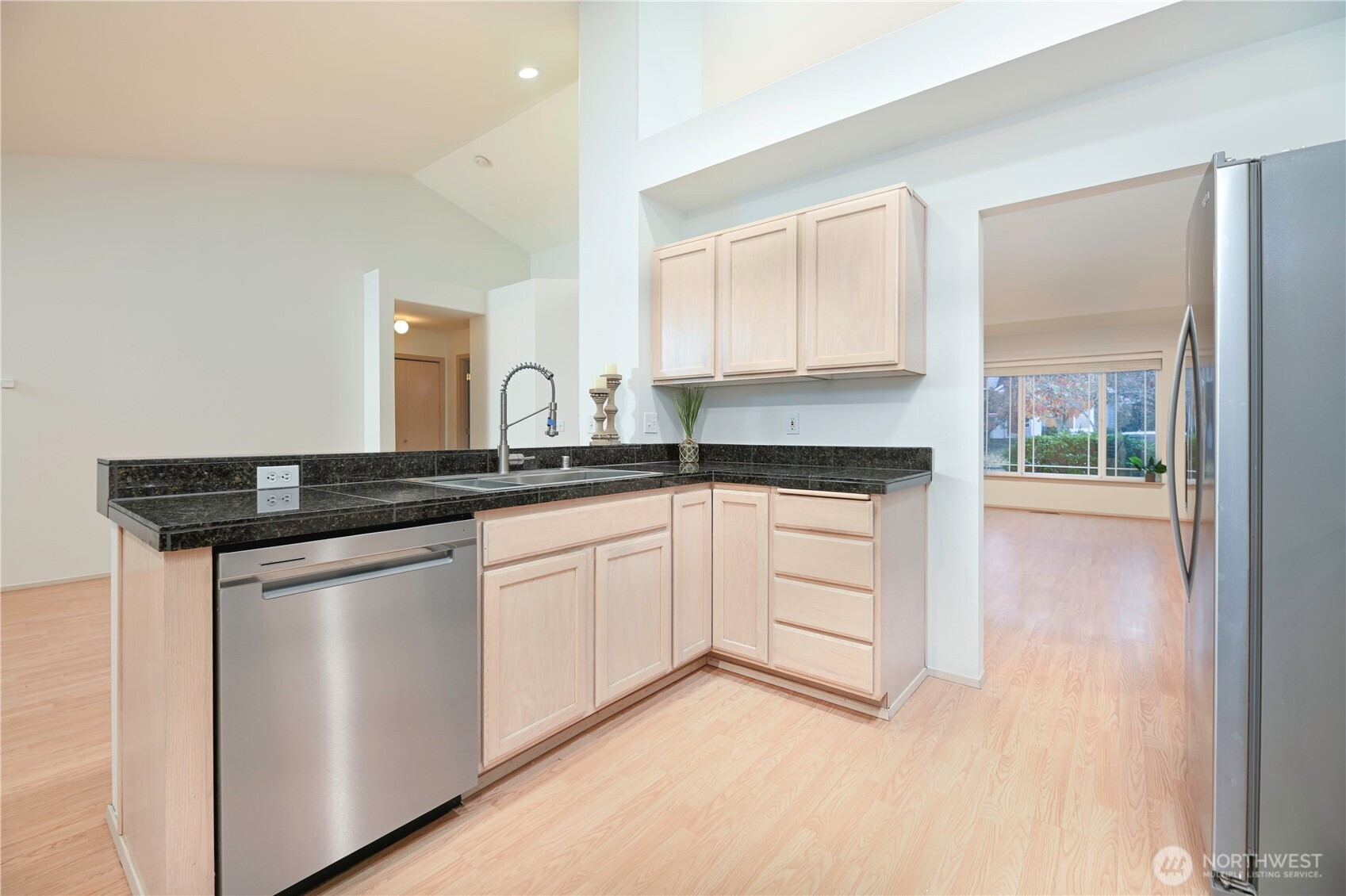 8106 HUNTER PL, Arlington, WA 98223