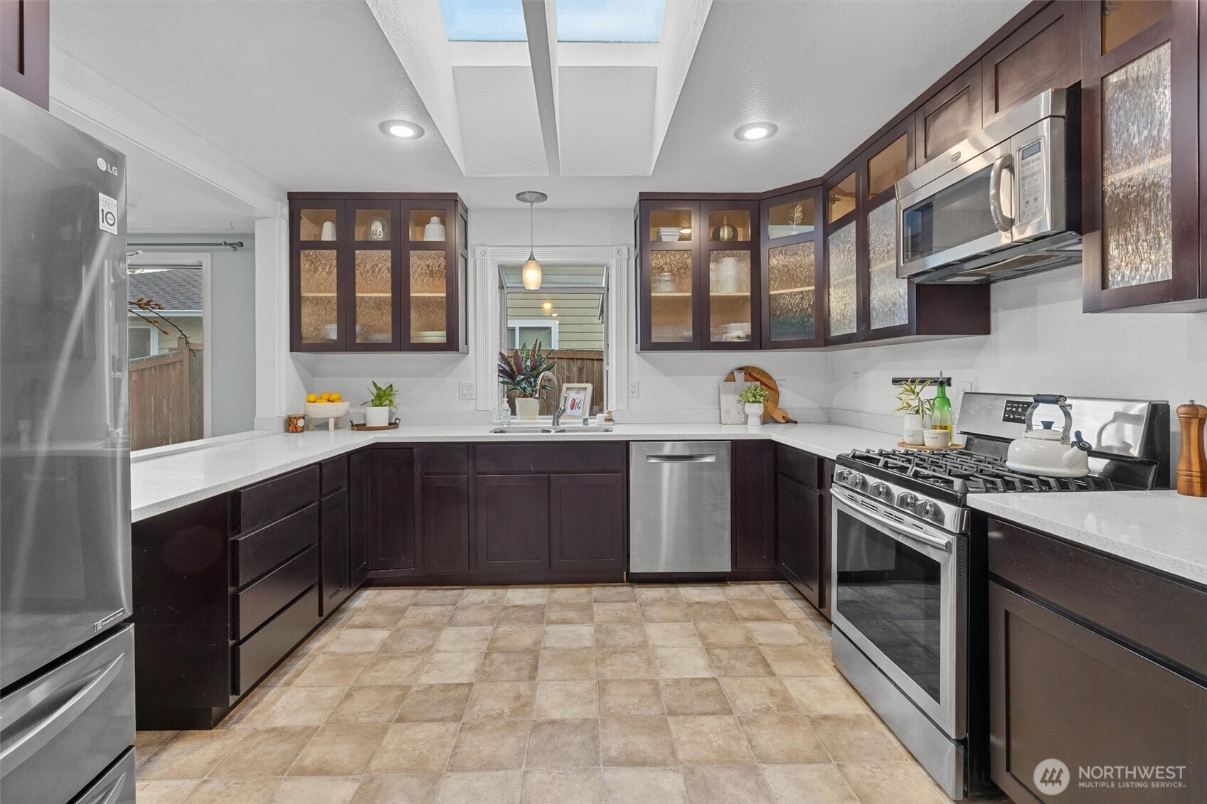 6830 67th Place NE, Marysville, WA 98270