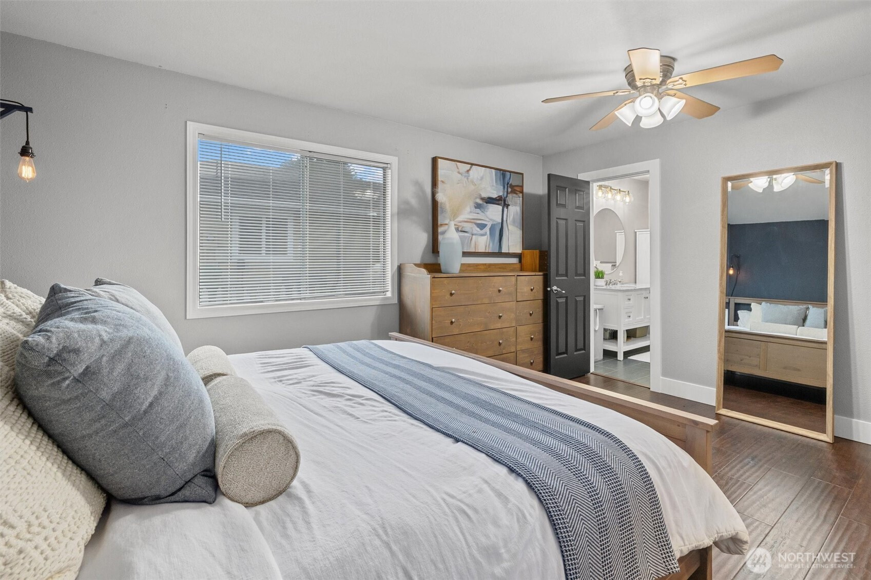 6830 67th Place NE, Marysville, WA 98270