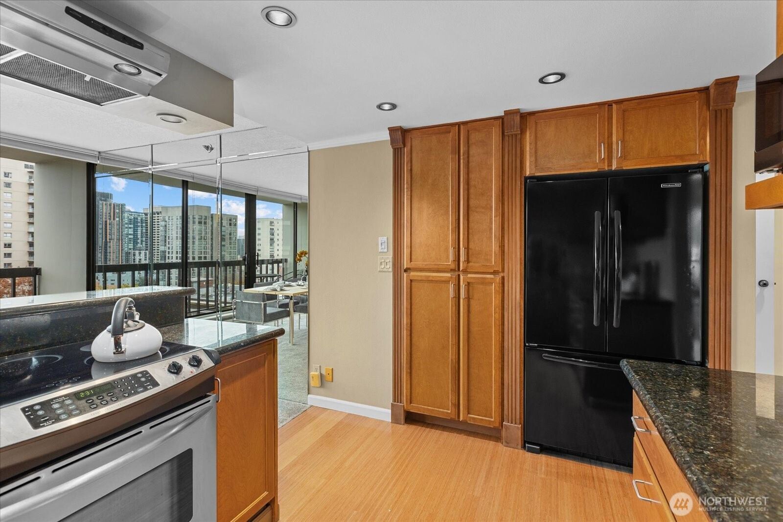 1101 Seneca Street, Seattle, WA 98111