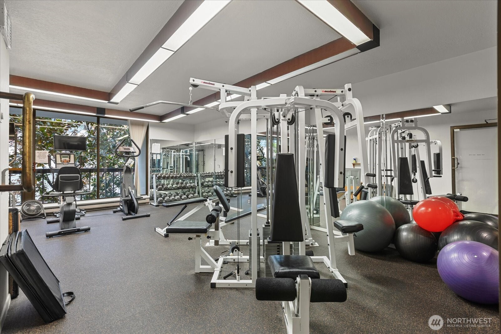 1101 Seneca Street, Seattle, WA 98111