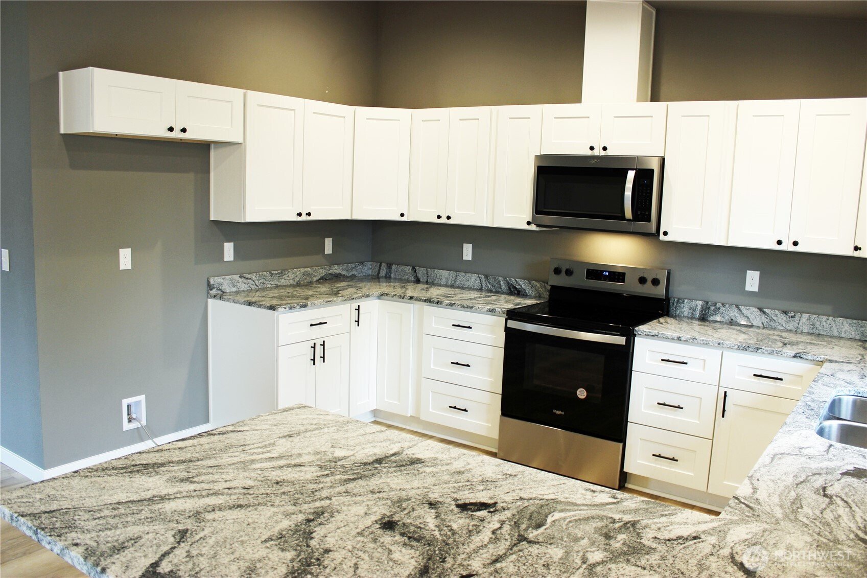 208 S Second Street, Oakville, WA 98568