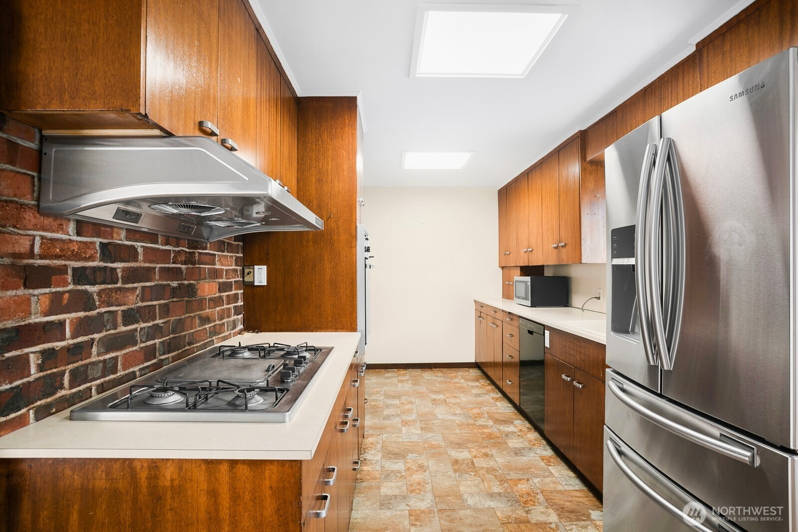 11006 SE 31st Street, Bellevue, WA 98004