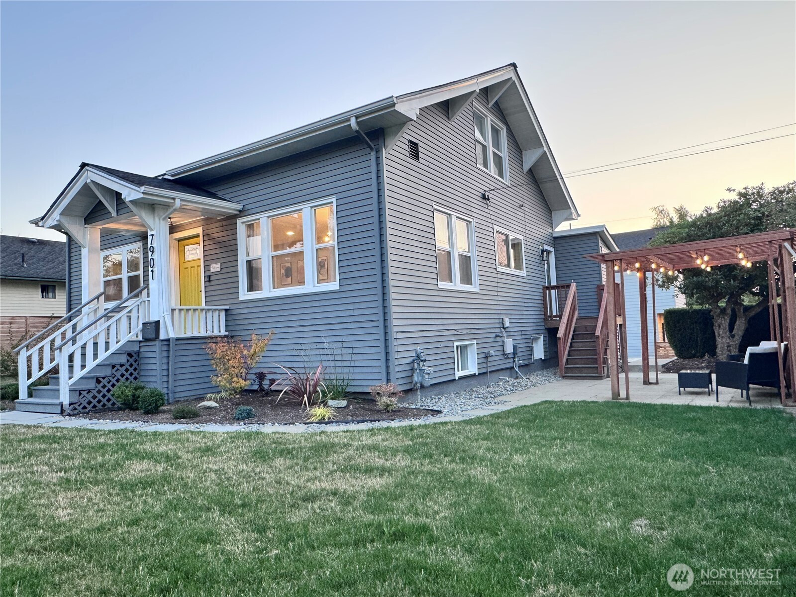 7901 16th Avenue SW, Seattle, WA 98106