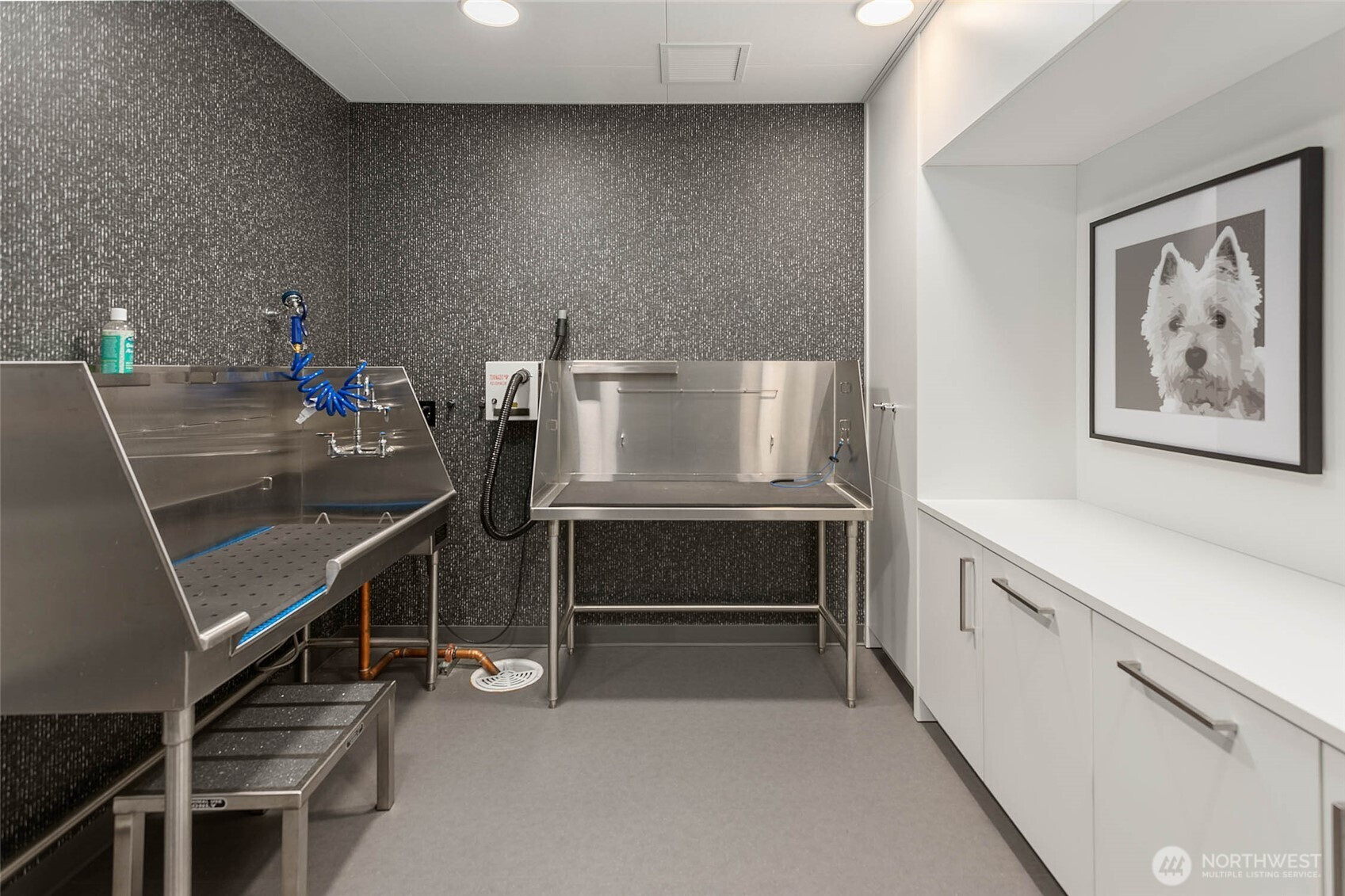 121 Stewart Street, Seattle, WA 98101