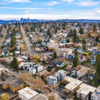 6539 4th Avenue NE, Seattle, WA 98115