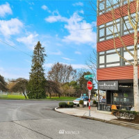 6539 4th Avenue NE, Seattle, WA 98115