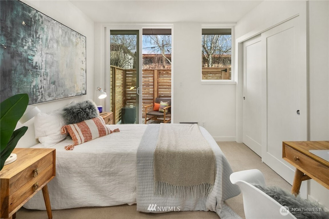 6539 4th Avenue NE, Seattle, WA 98115