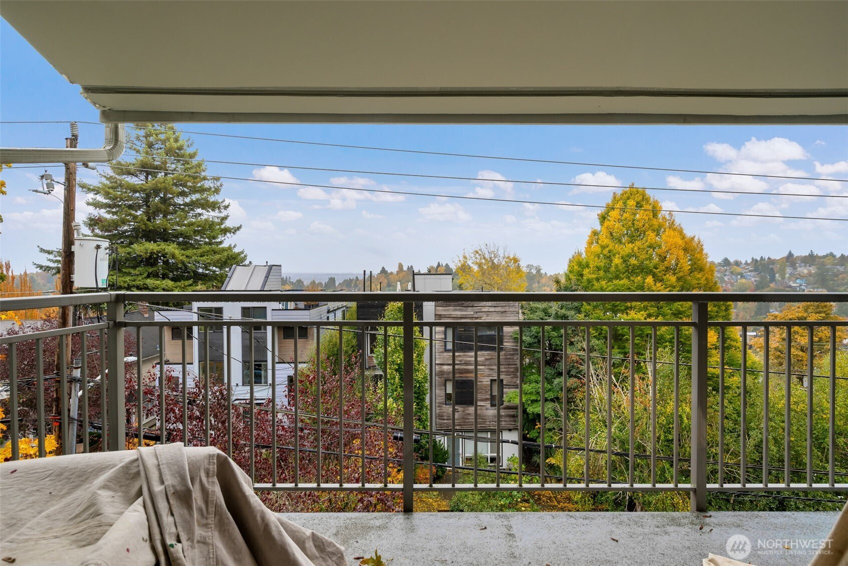 2419 E Madison Street, Seattle, WA 98112