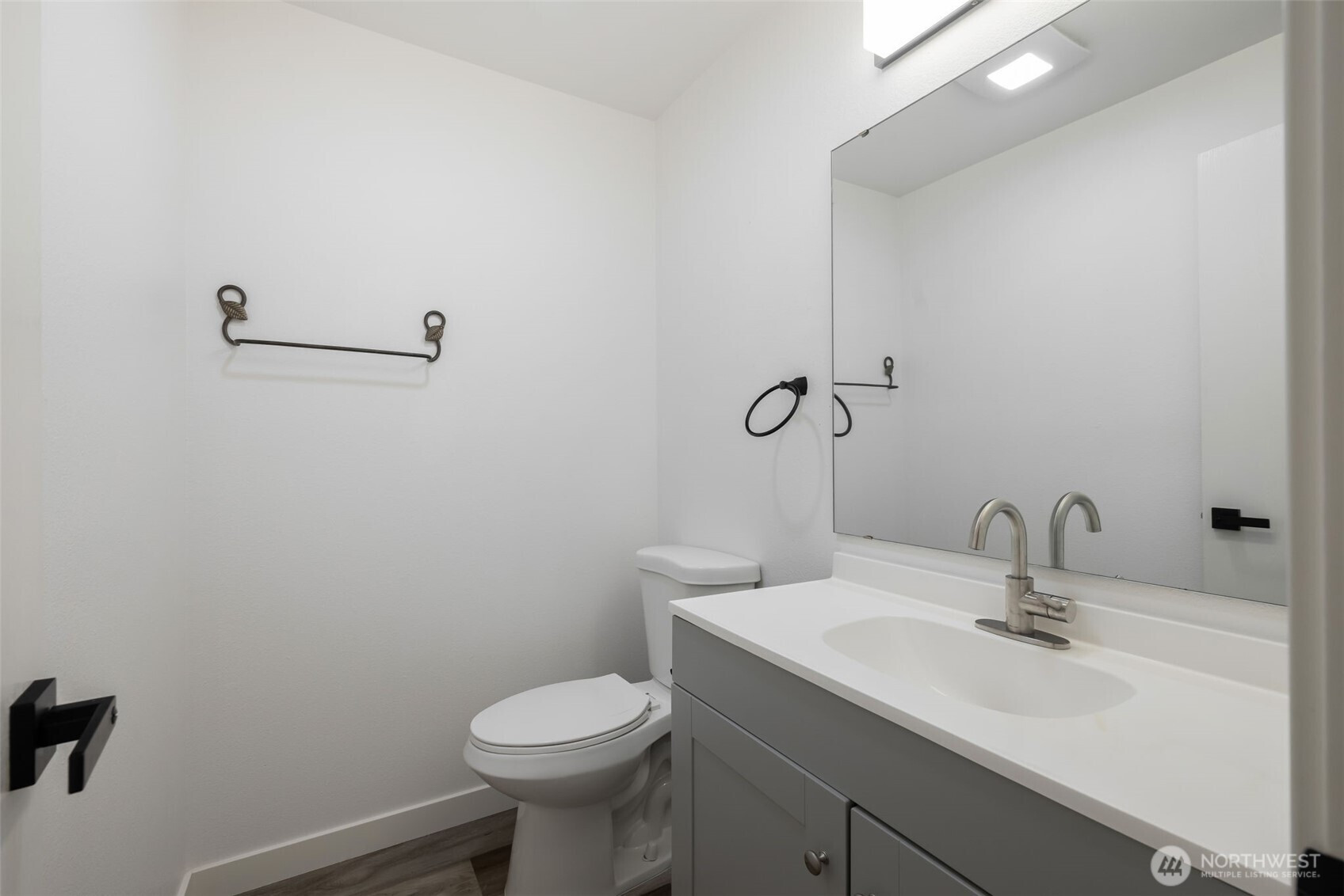 2419 E Madison Street, Seattle, WA 98112