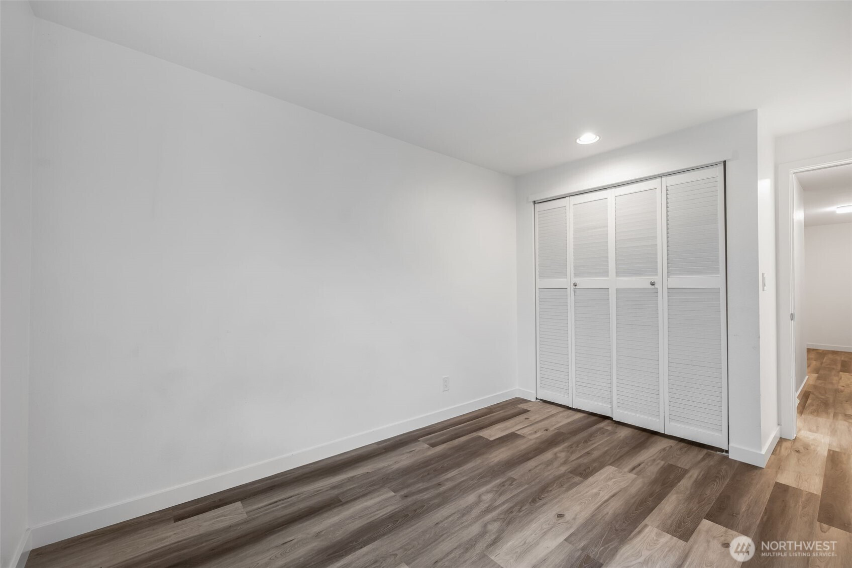 2419 E Madison Street, Seattle, WA 98112