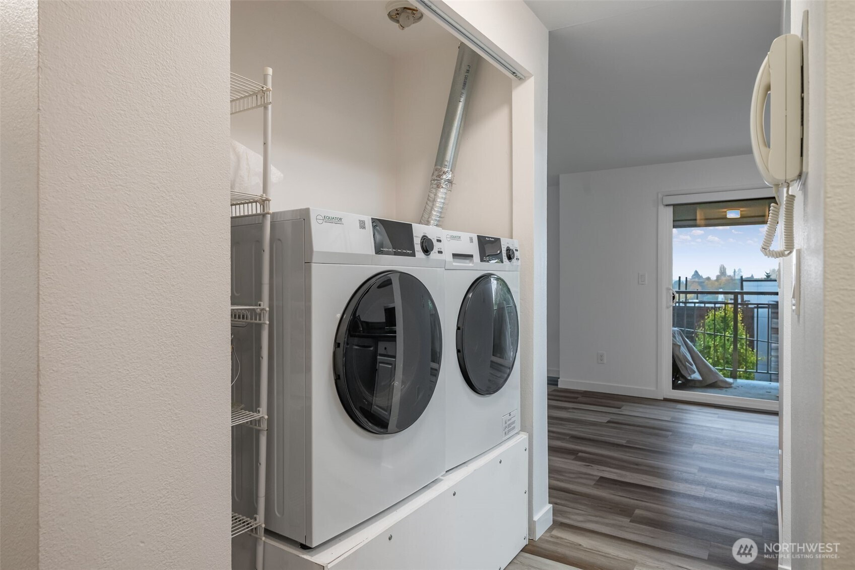 2419 E Madison Street, Seattle, WA 98112