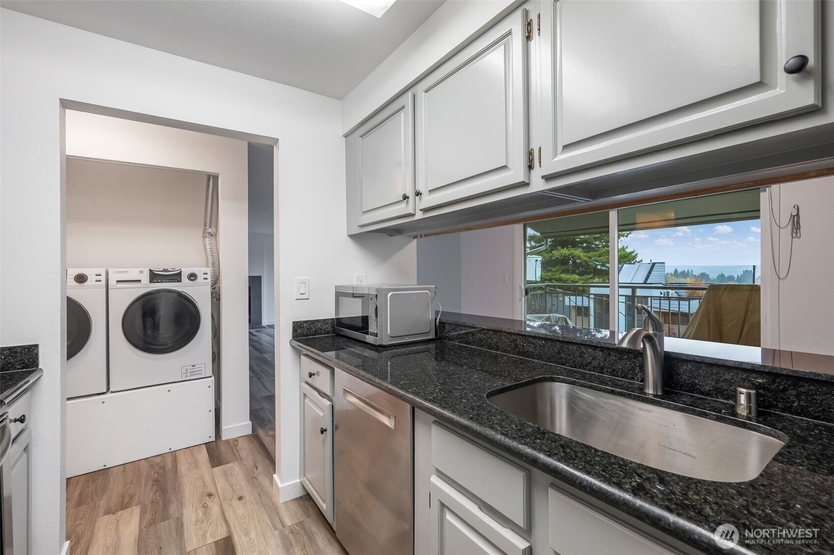 2419 E Madison Street, Seattle, WA 98112