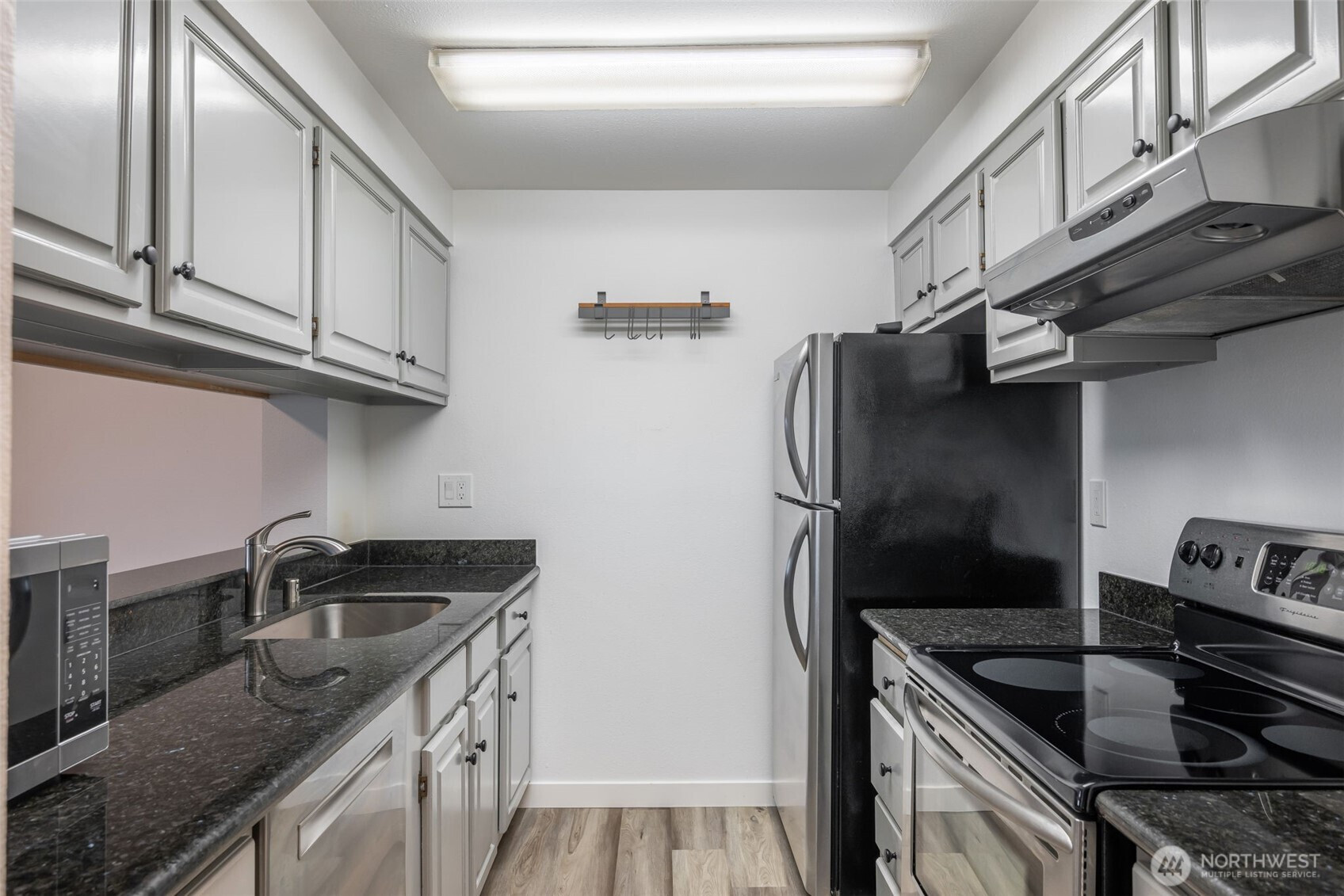 2419 E Madison Street, Seattle, WA 98112