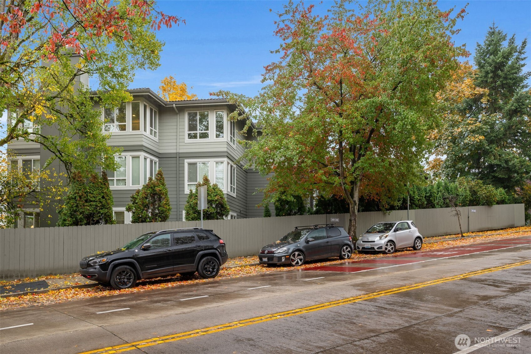 2419 E Madison Street, Seattle, WA 98112