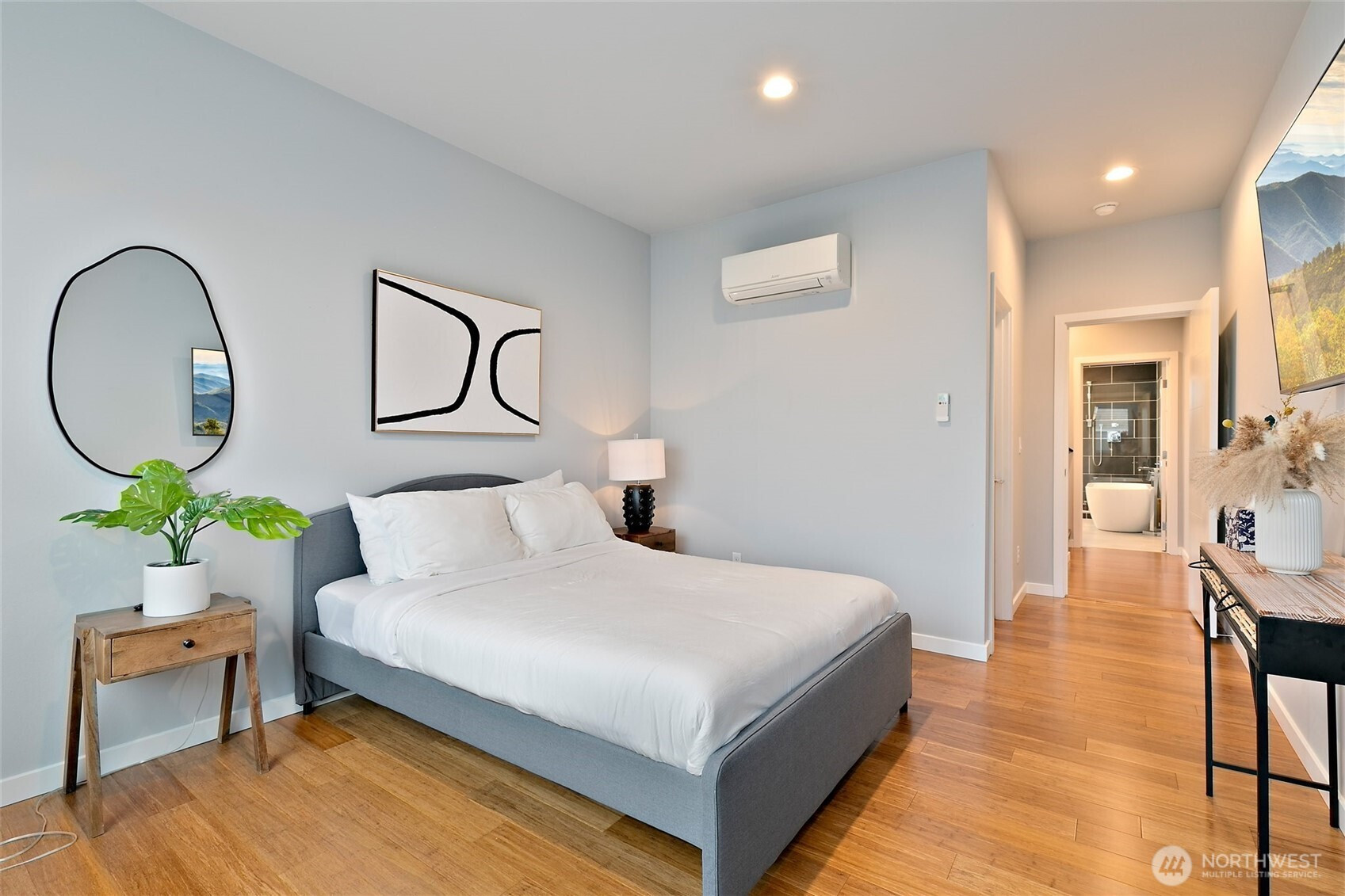 6213 22nd Avenue NW, Seattle, WA 98107