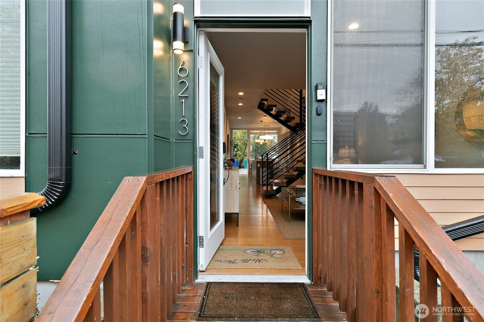 6213 22nd Avenue NW, Seattle, WA 98107