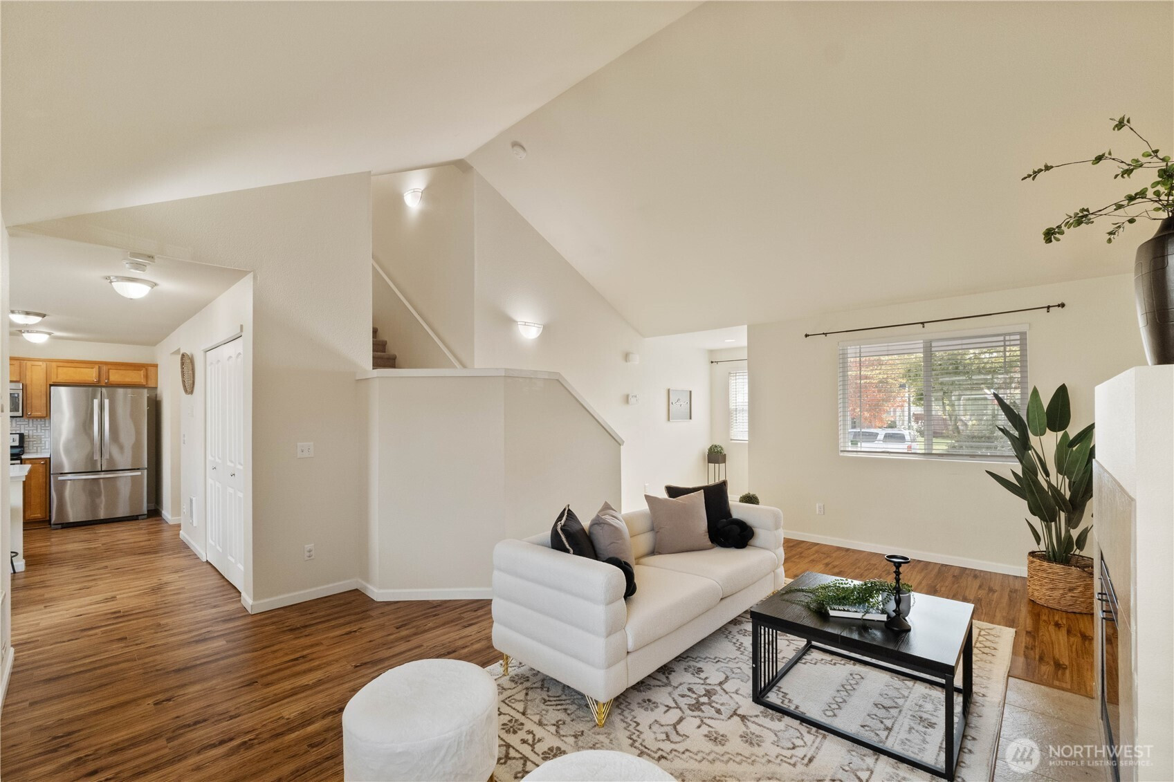 252 6th Avenue SW, Pacific, WA 98047