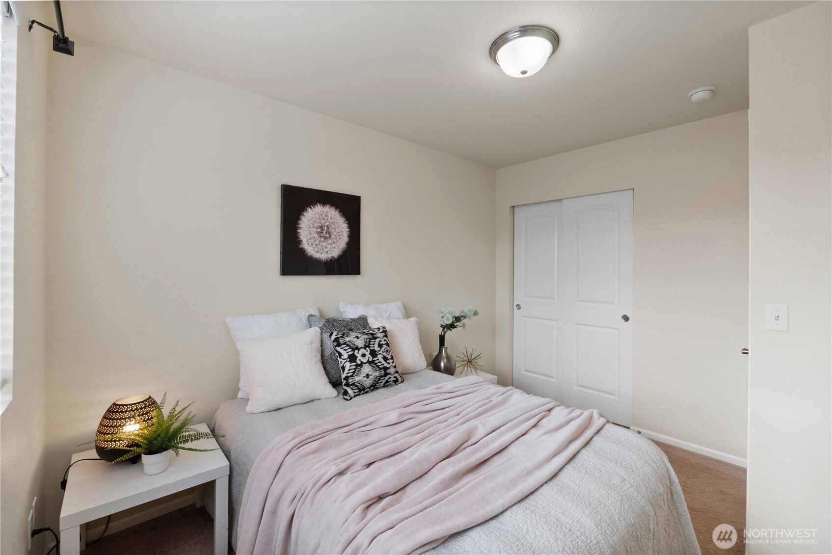 252 6th Avenue SW, Pacific, WA 98047