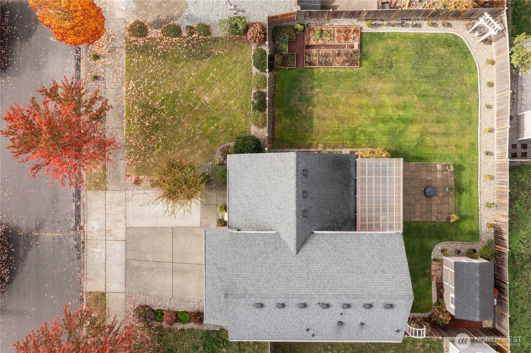 252 6th Avenue SW, Pacific, WA 98047