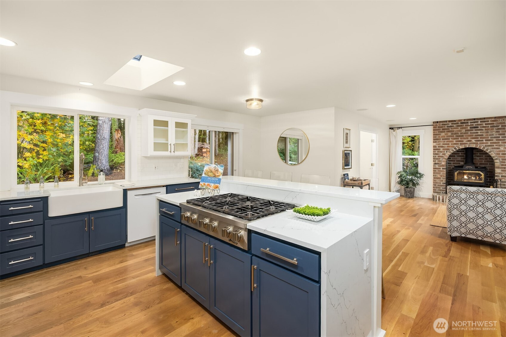 24628 Hillbend Lane NE, Kingston, WA 98346