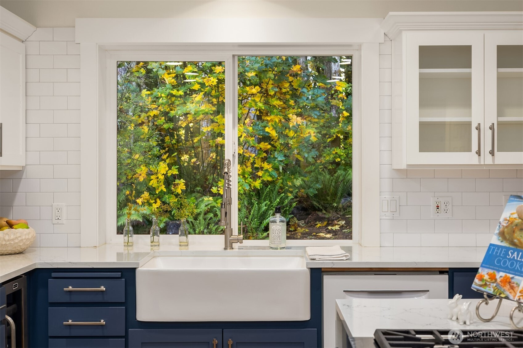 24628 Hillbend Lane NE, Kingston, WA 98346