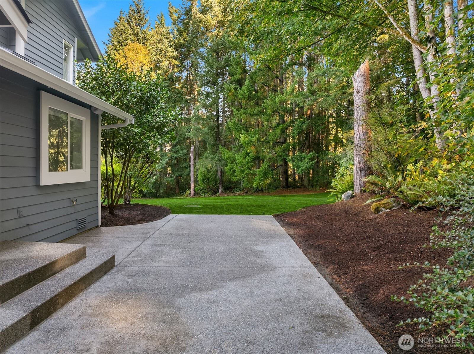24628 Hillbend Lane NE, Kingston, WA 98346