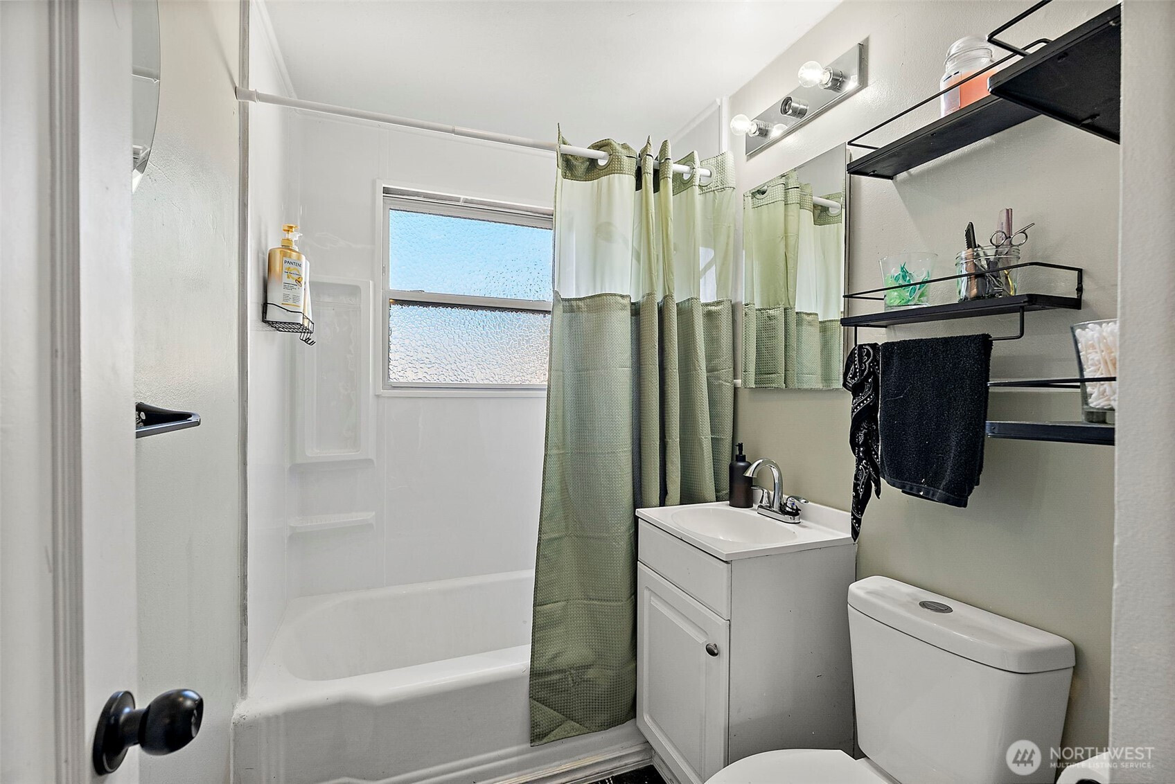 3221 Solie Avenue, Bremerton, WA 98310