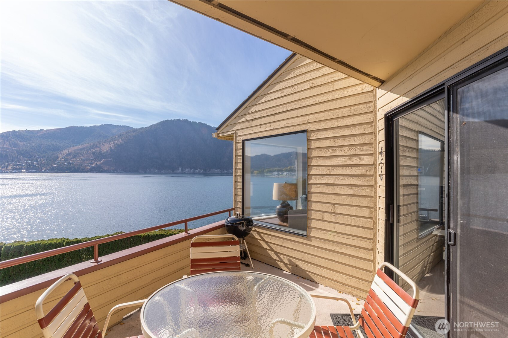 456 B Wapato Point Boulevard, Manson, WA 98831