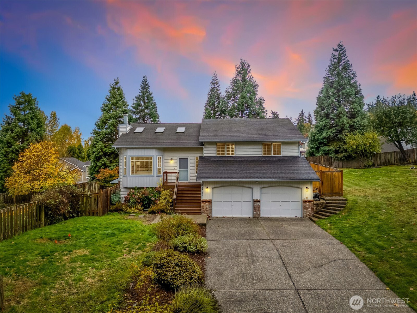 15030 Old Manor Way, Lynnwood, WA 98087
