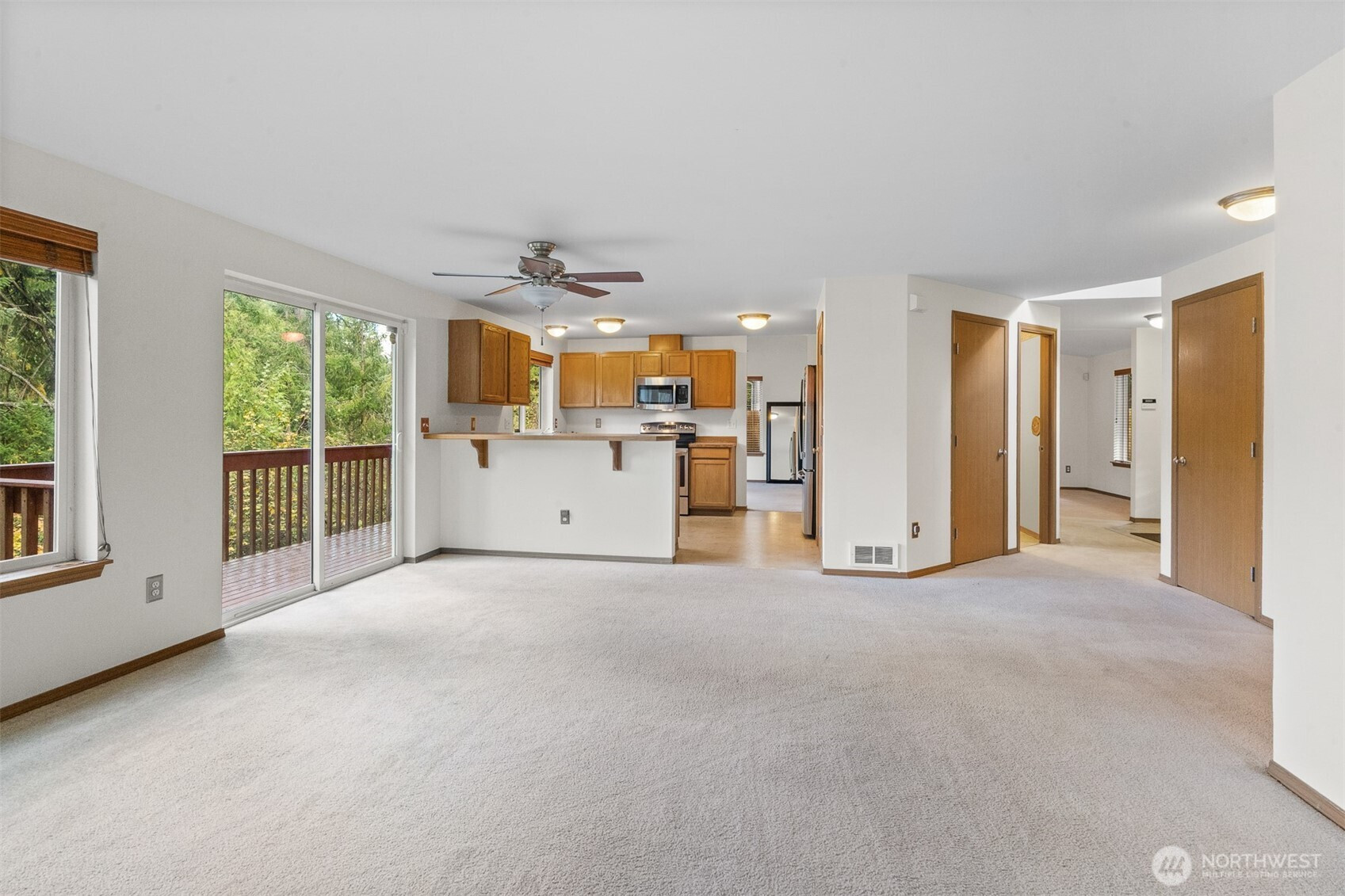 22318 Blue Lake Court SE, Yelm, WA 98597