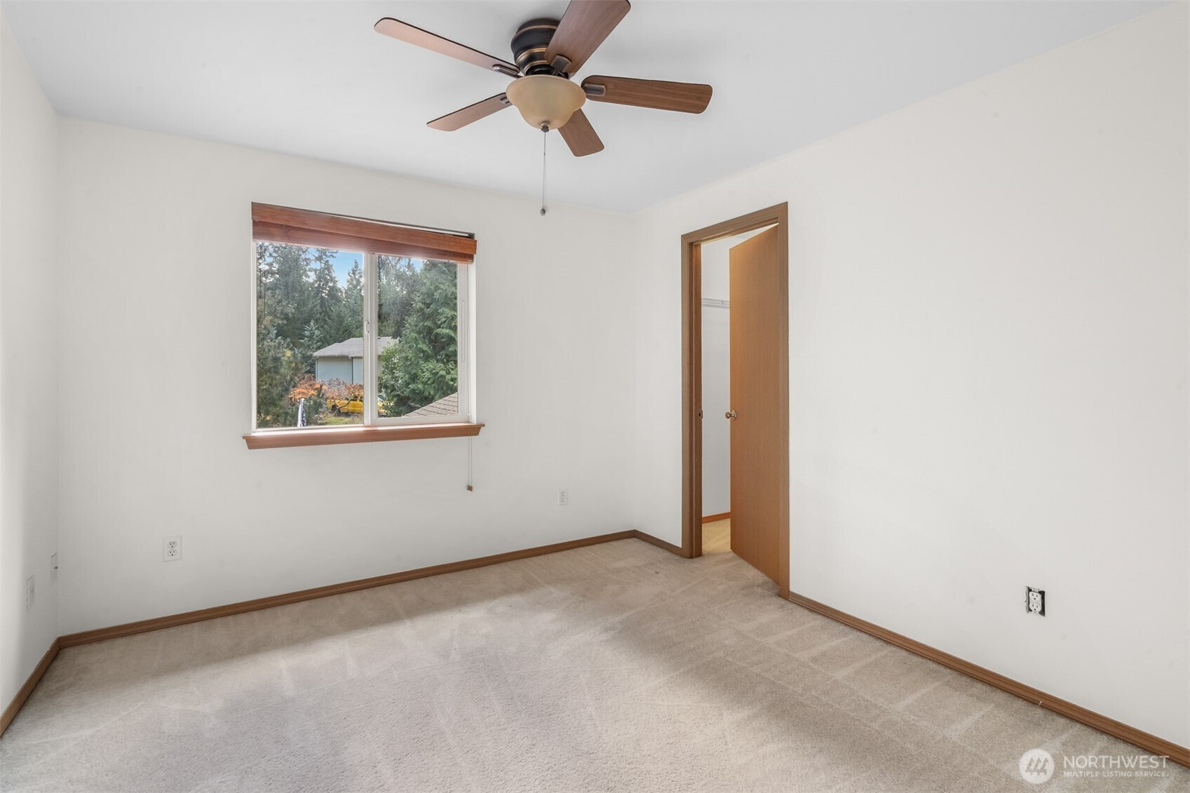 22318 Blue Lake Court SE, Yelm, WA 98597