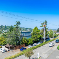2552 14th Avenue W, Seattle, WA 98119