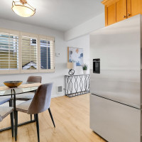 2552 14th Avenue W, Seattle, WA 98119