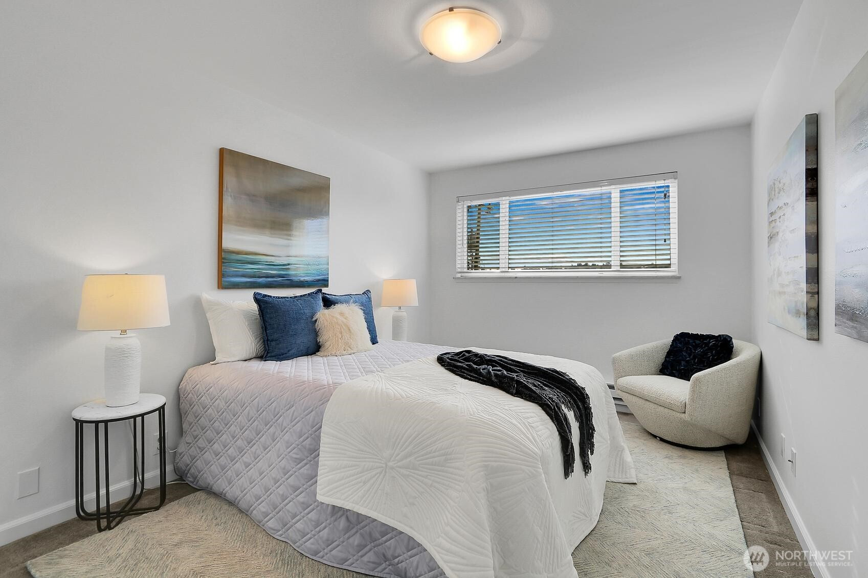 2552 14th Avenue W, Seattle, WA 98119