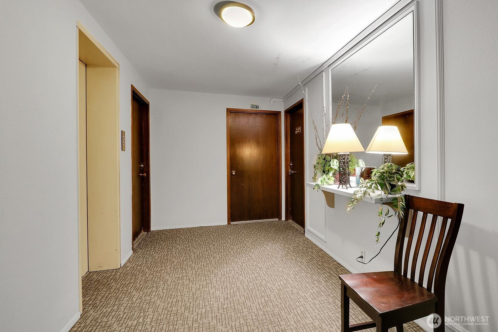 2552 14th Avenue W, Seattle, WA 98119