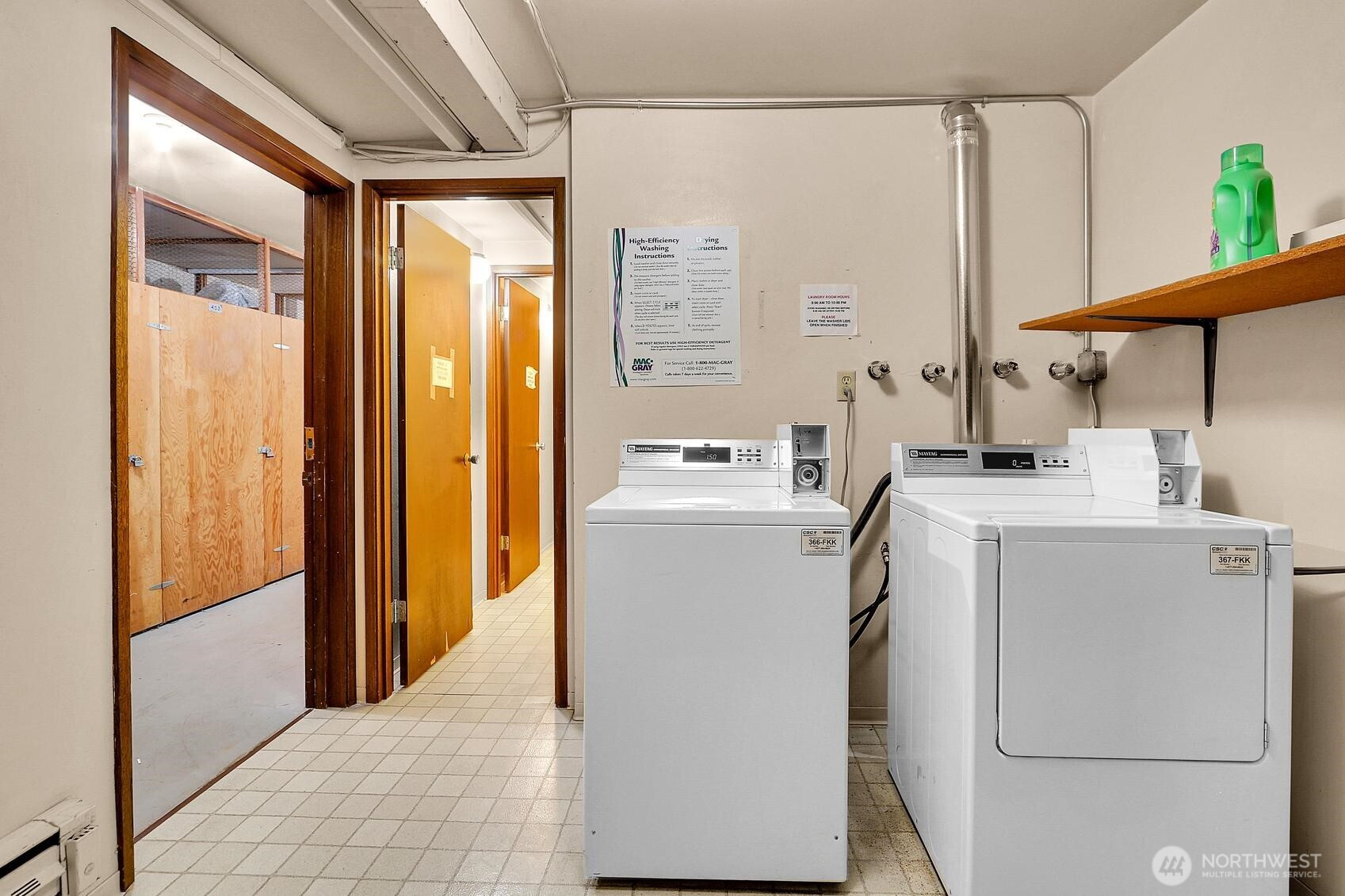 2552 14th Avenue W, Seattle, WA 98119