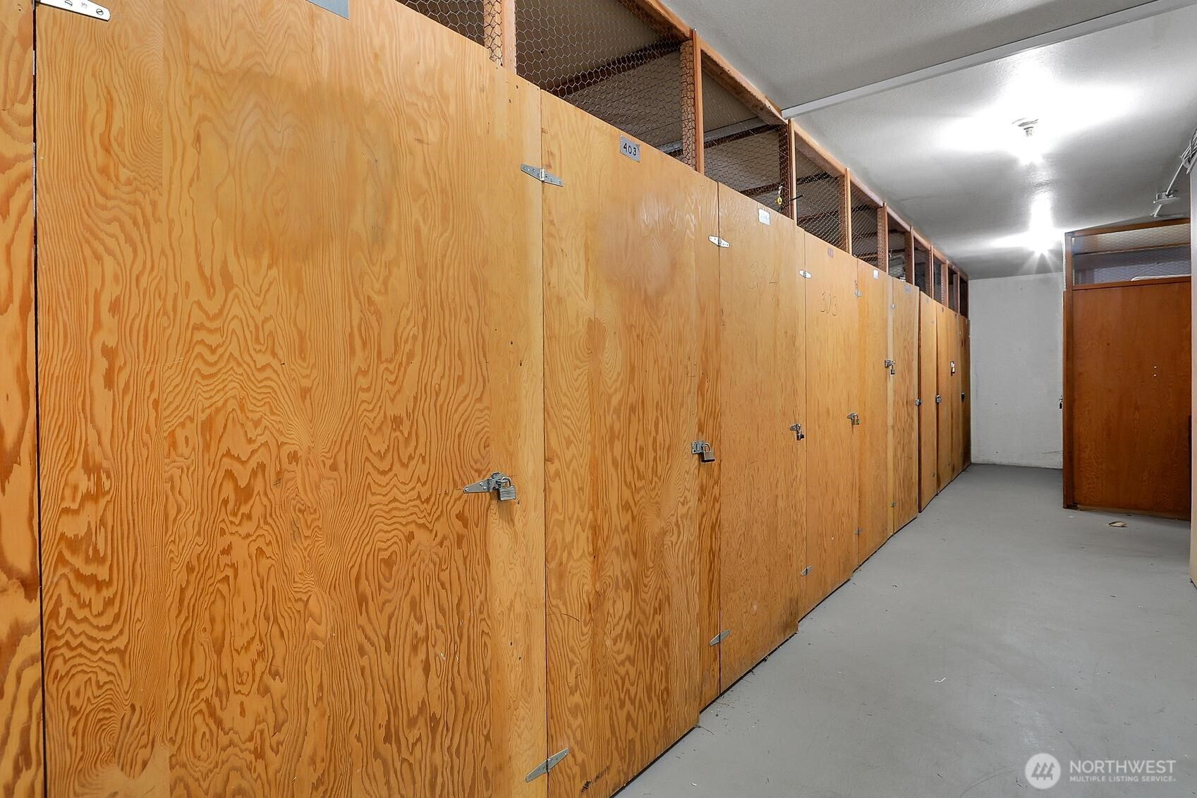 2552 14th Avenue W, Seattle, WA 98119