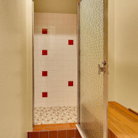 2552 14th Avenue W, Seattle, WA 98119