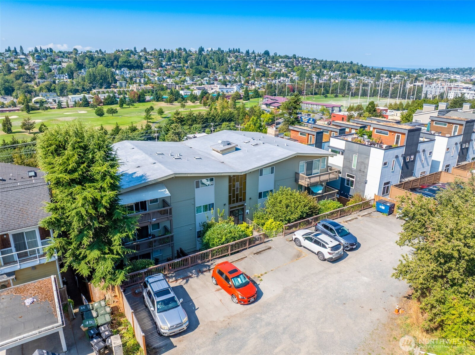 2552 14th Avenue W, Seattle, WA 98119