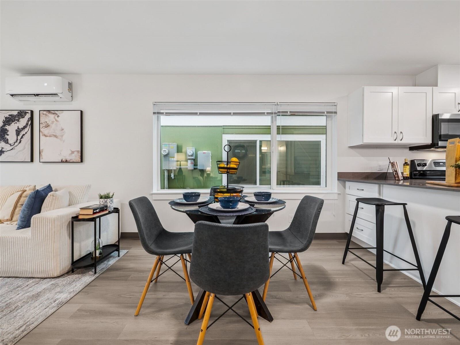 13847 32nd Lane S, Tukwila, WA 98168