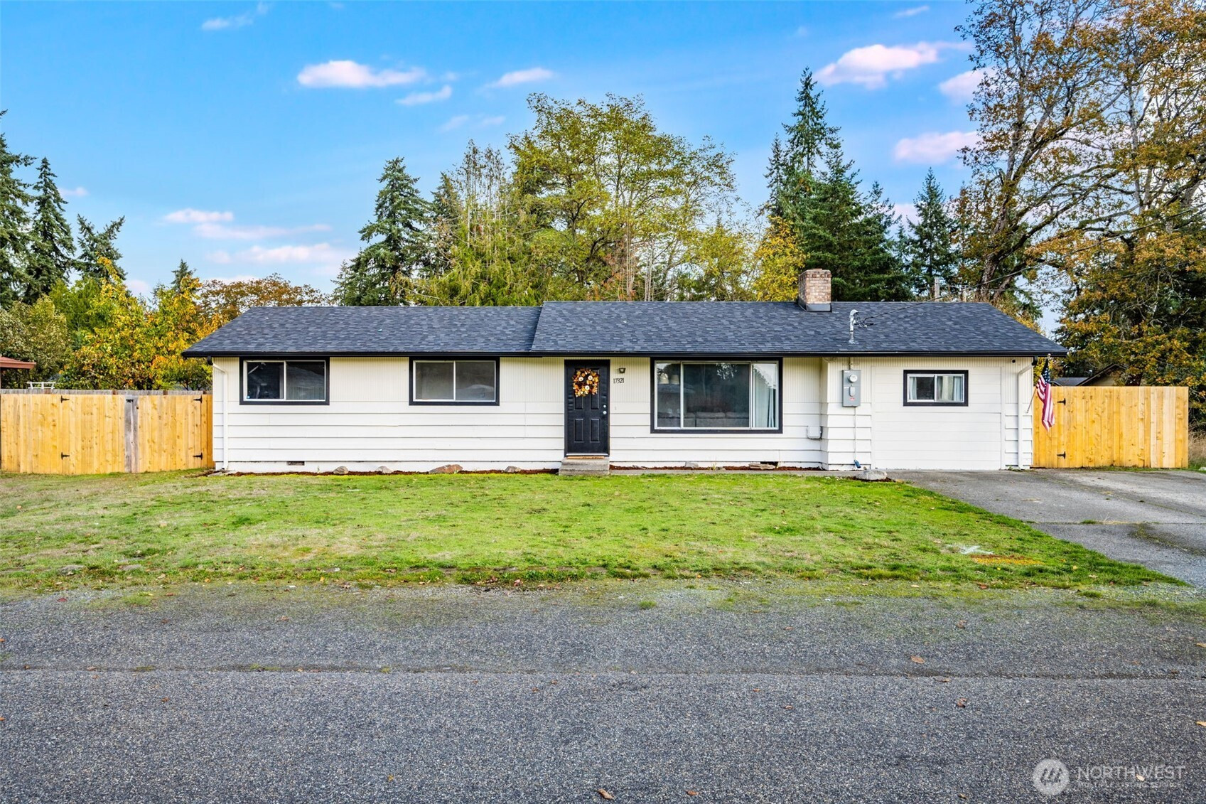 17321 Spanaway Lane E, Spanaway, WA 98387