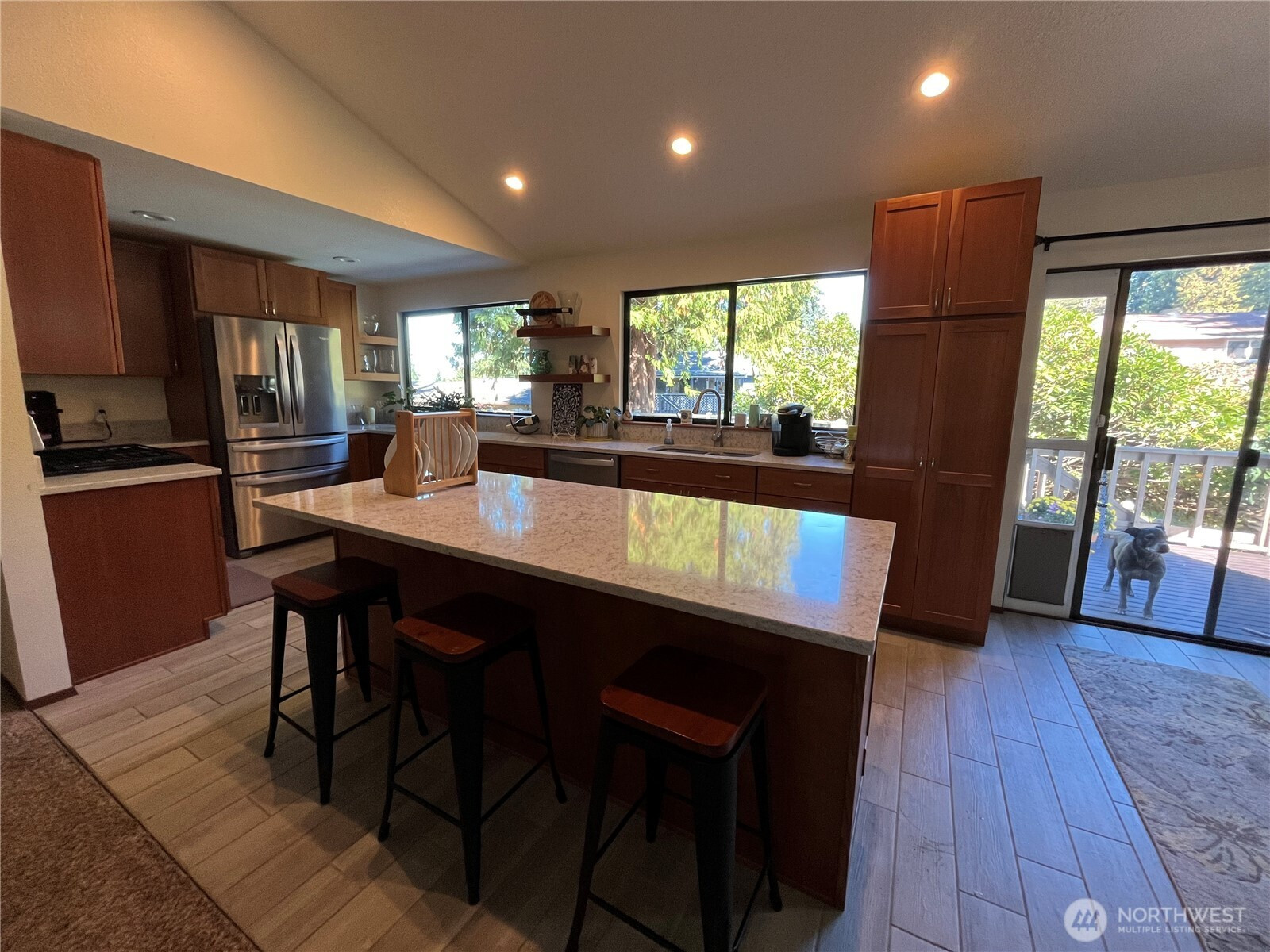 6673 NE Wellsly Place, Bremerton, WA 98311