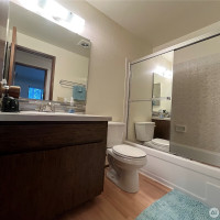 6673 NE Wellsly Place, Bremerton, WA 98311