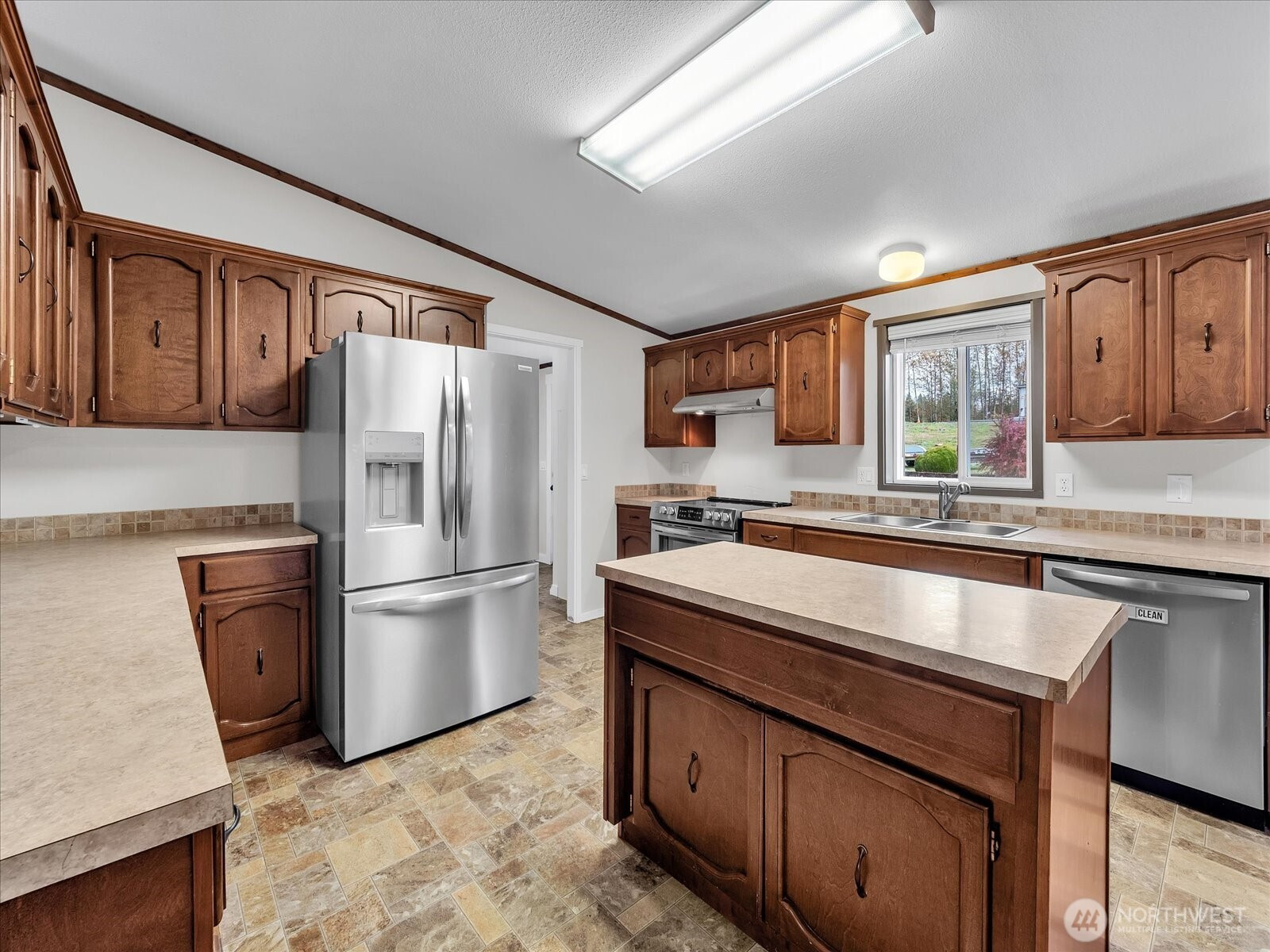 29505 40th Avenue NW, Stanwood, WA 98292