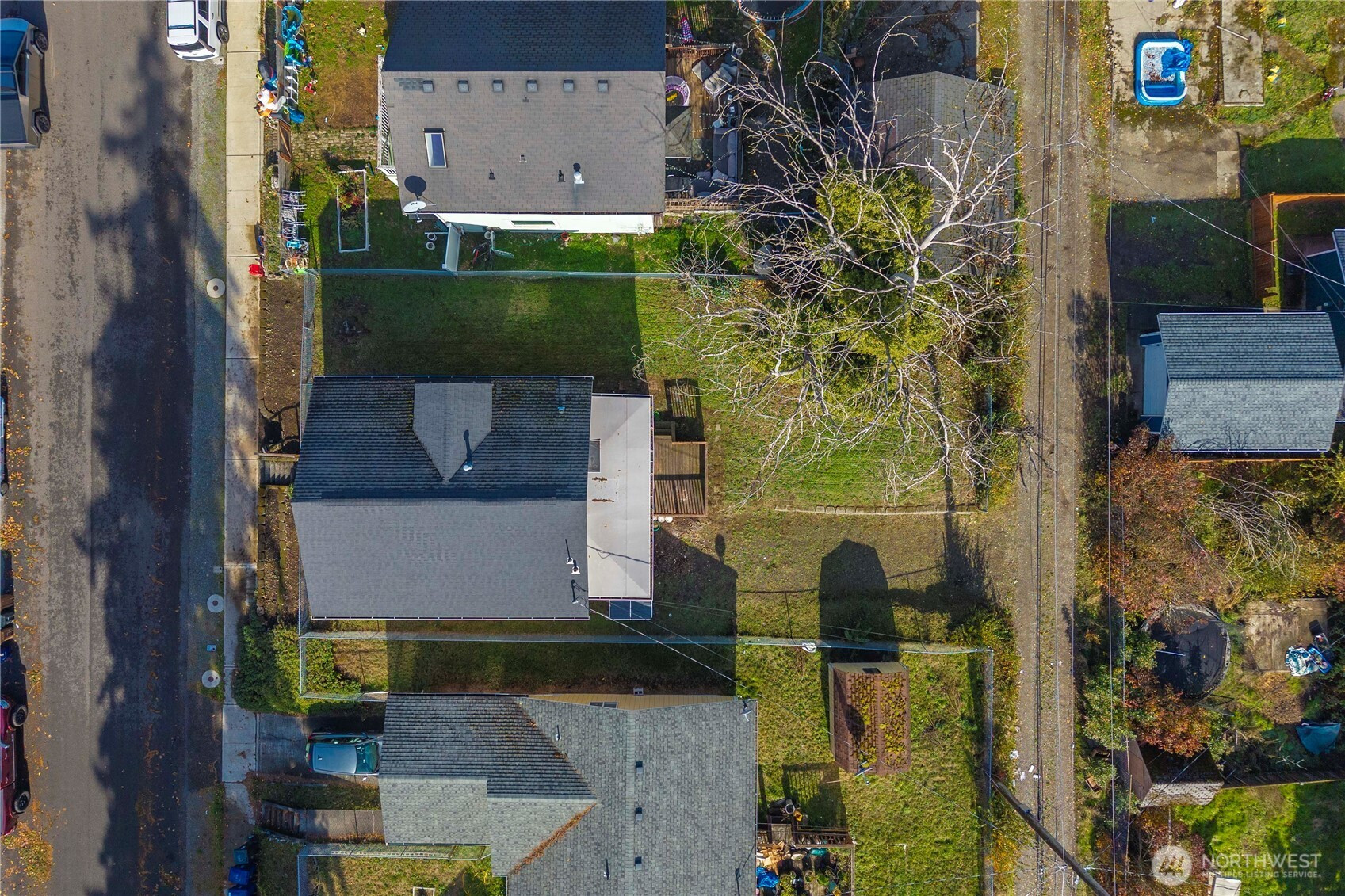 3831 E I Street, Tacoma, WA 98404