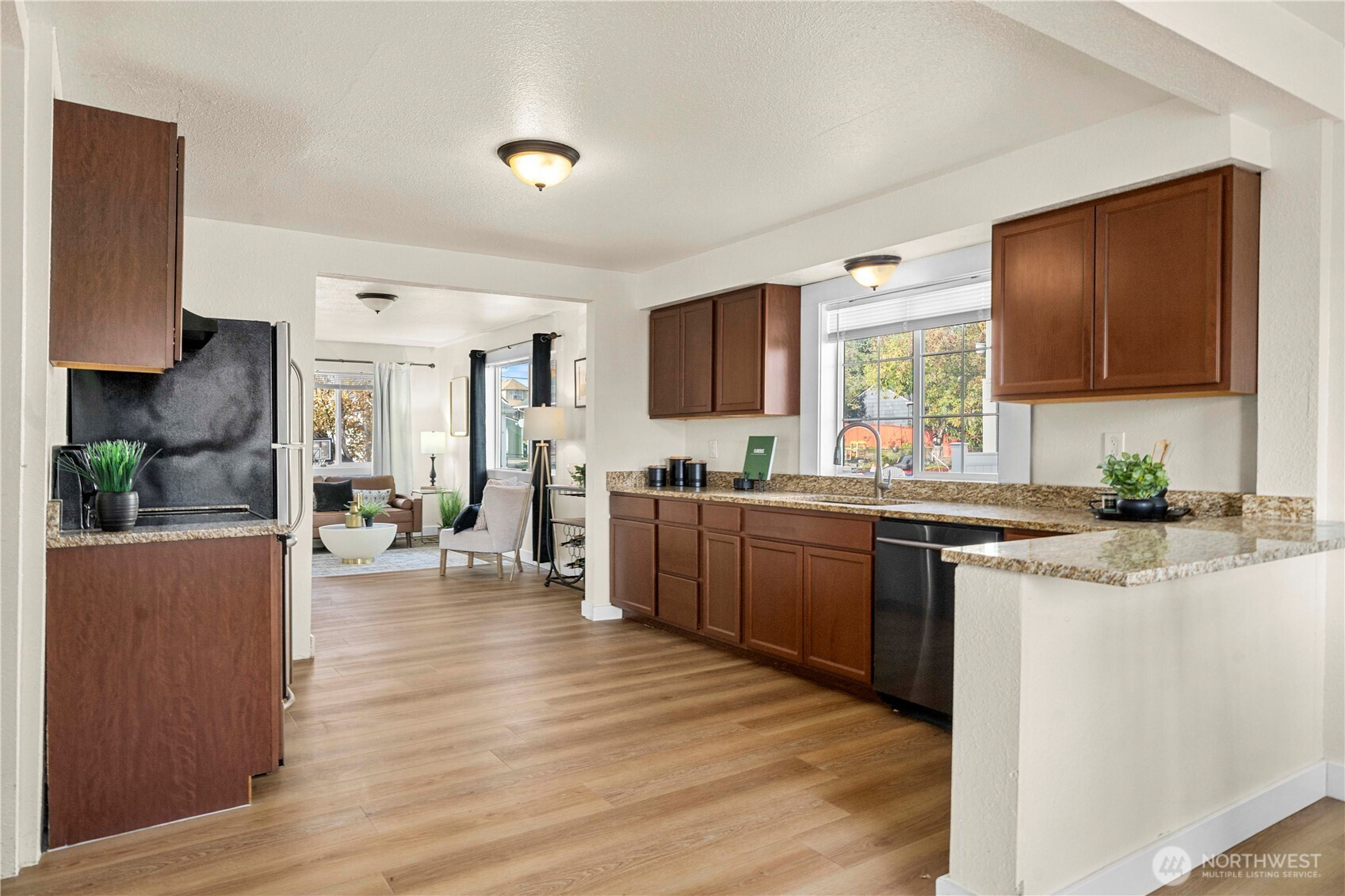 3831 E I Street, Tacoma, WA 98404