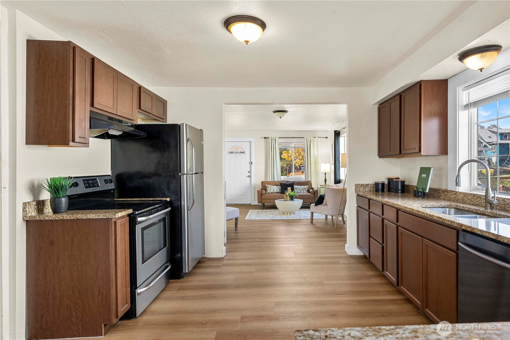 3831 E I Street, Tacoma, WA 98404